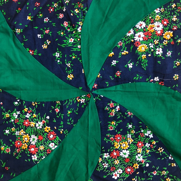 Vintage Quilt Blocks - Picture 3 of 4